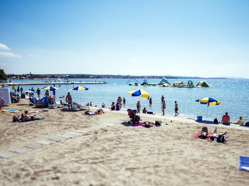 4A649BABB6BBBF987F54DE3AA5943853