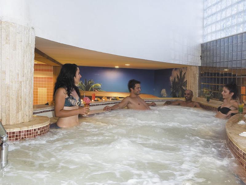 610B2180D72913DB58C6EF567E12A799