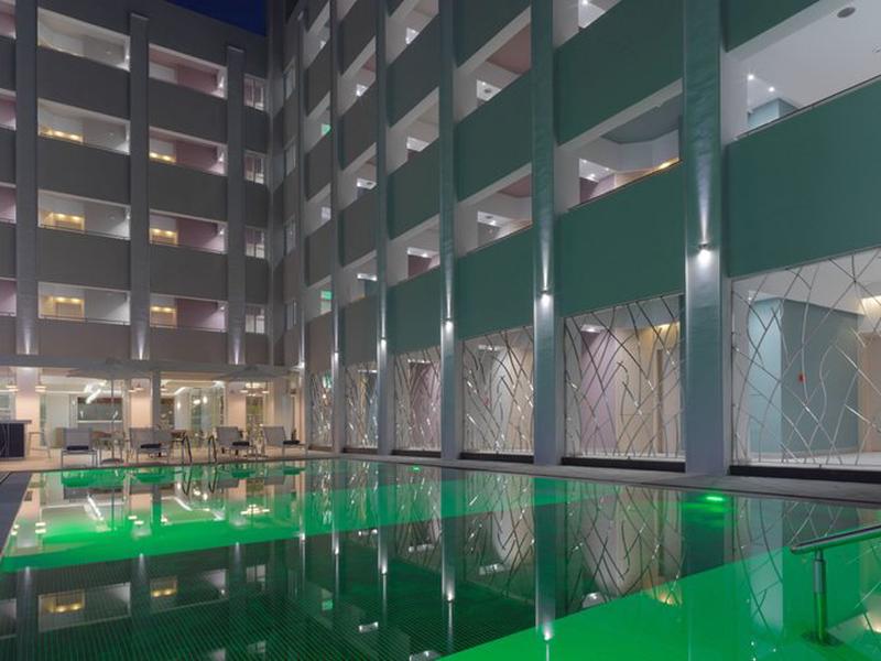 57B976B4168F7F4B7DC78FA55EC4E855