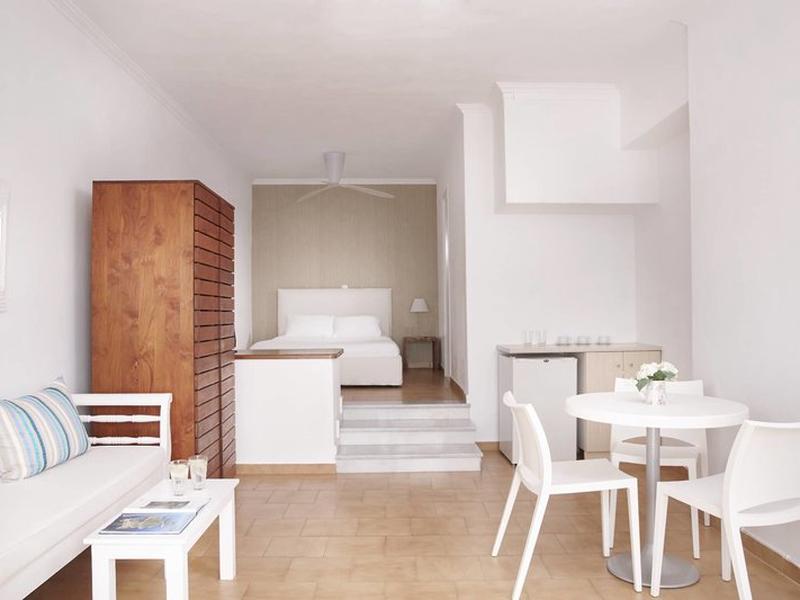 DBC2BC43653367FD9813534BA3A43515