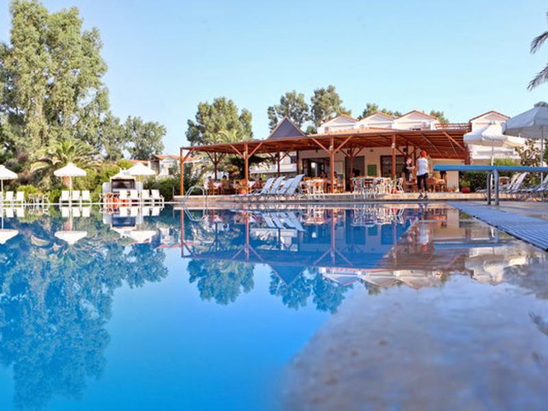 3252165C69B3D2FB4306584262213904