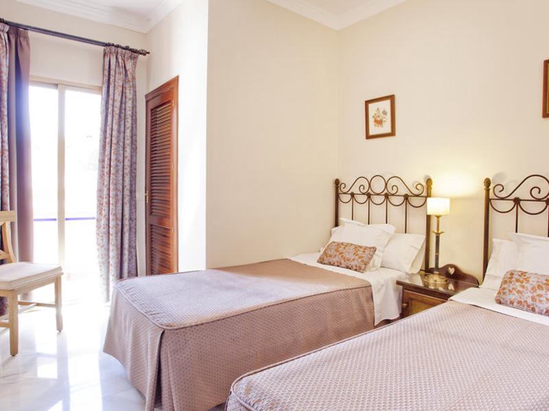 3A3EF69181CFAED00E7909C44492CAE5