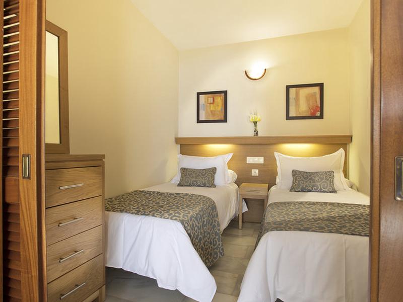 DC56696BE958575DEEC079490669EF58