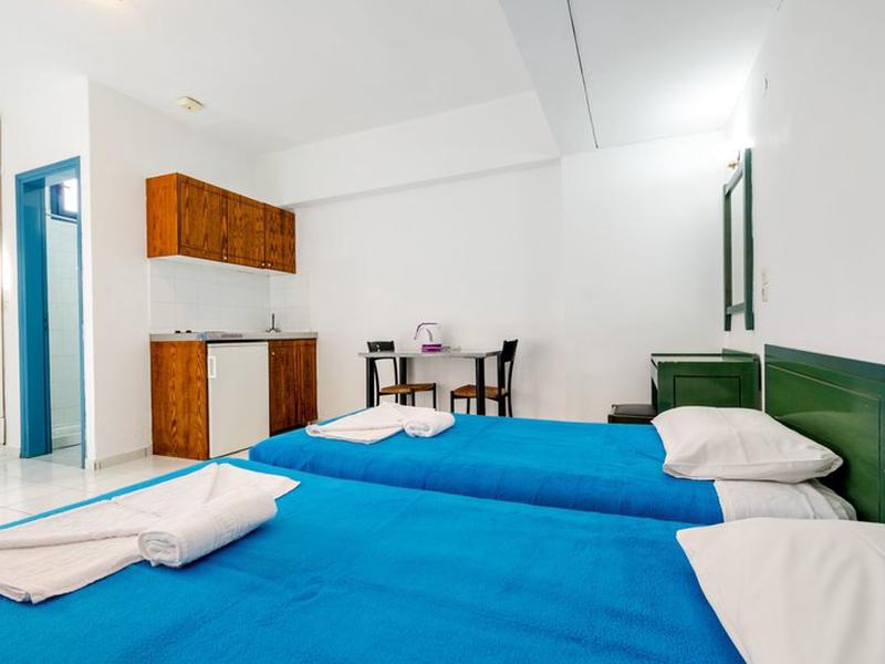 2B911EABA43551B0A8D72BE68D44BA27