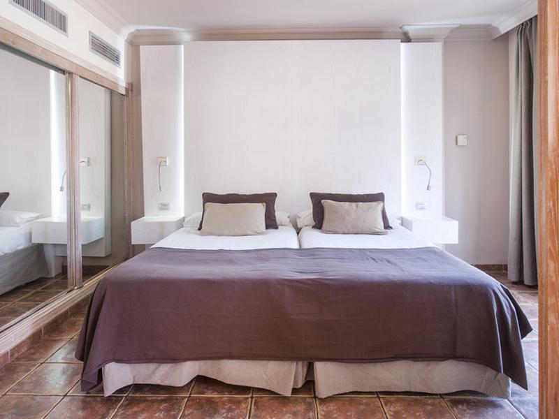 2066B2E983F69E7D2F8F247A254CC56C