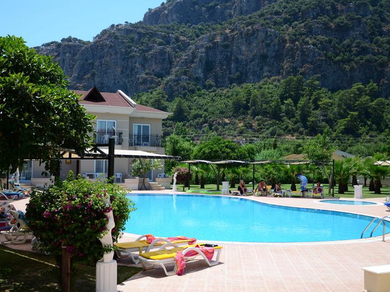 817C3A2783C98295F62ED5CE2C2C2F7A