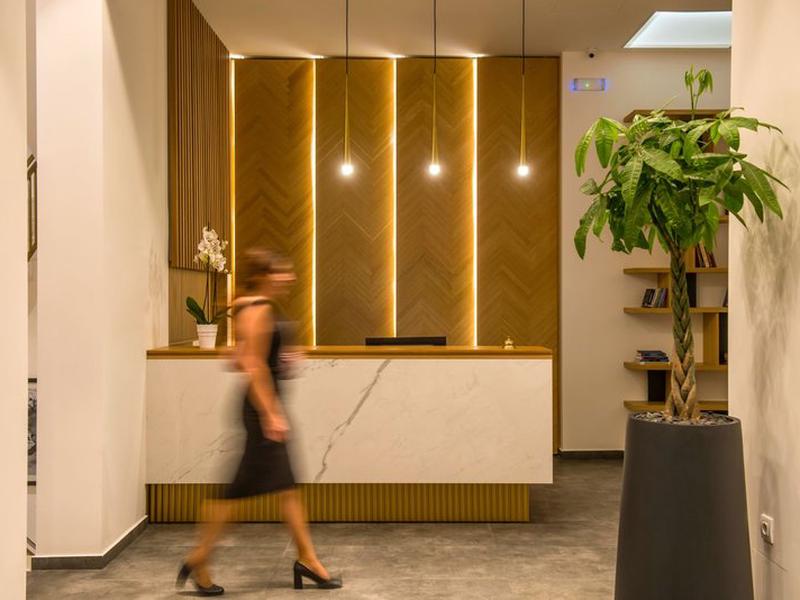 71F85FA5DA286F0AFB3C6E68FA652388