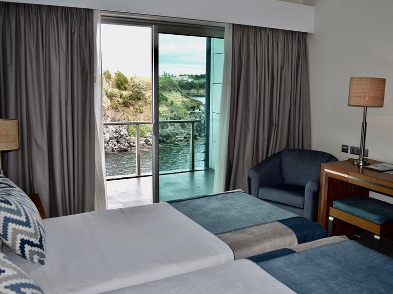 9266CCBC04424E1916C6797D3D3D936A