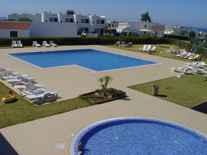 CE78486A2BEB134A24E7380DFEA0F297