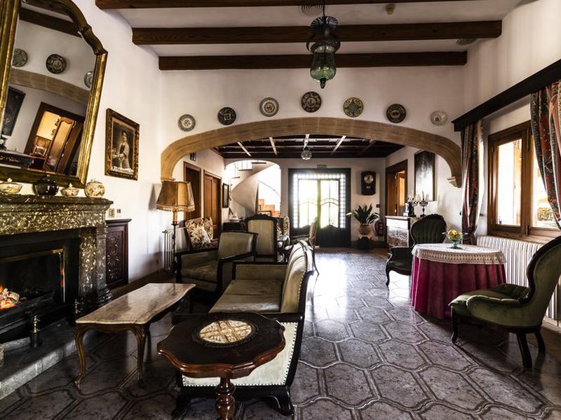 97C18DBEBF898266E58D965EC9144A90