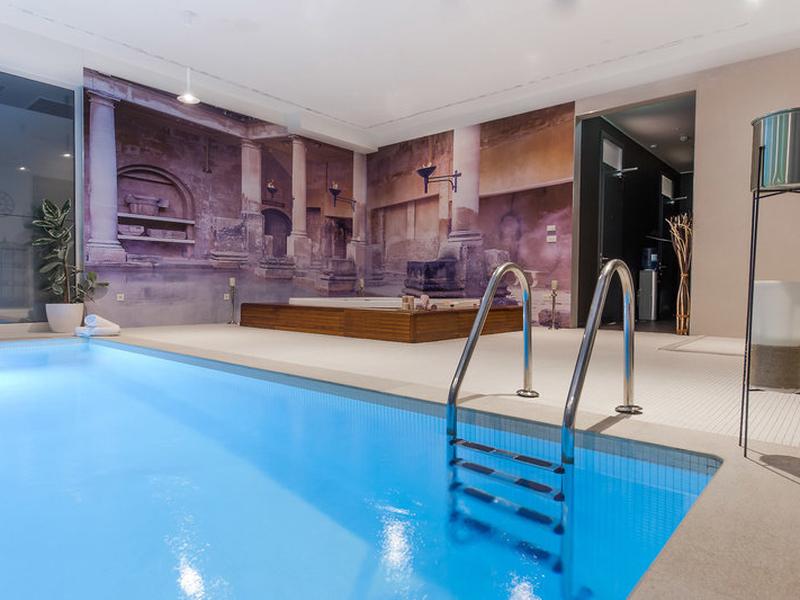 F4C221080EDE977122A16C39B14F8E99