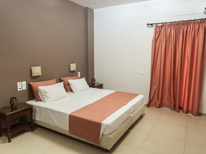 B95F0054BC3CD5F89FBDB13DEEA447A3