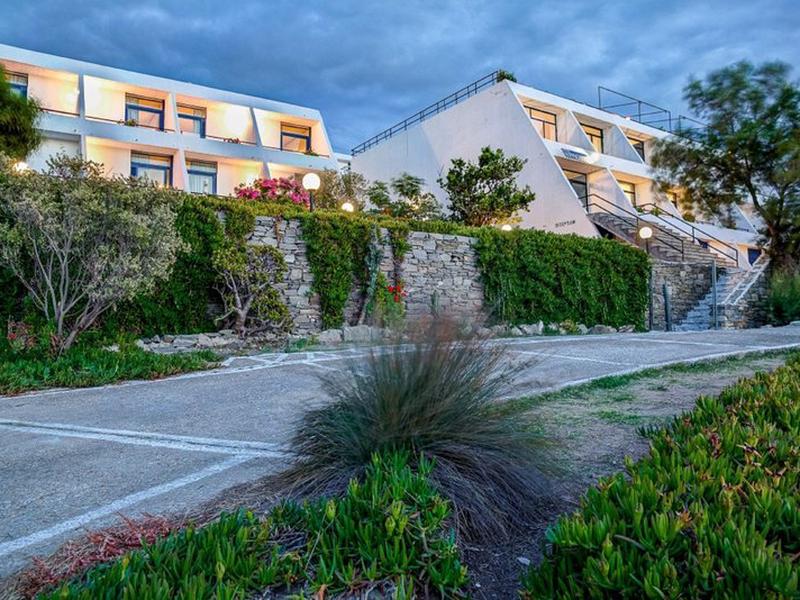 77833F8D7A90E6953BC2E76F8C2E496B