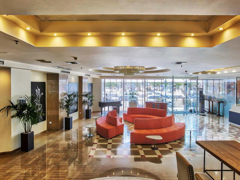 DDF2CD49A7ABD340B3CFC52CB1956557