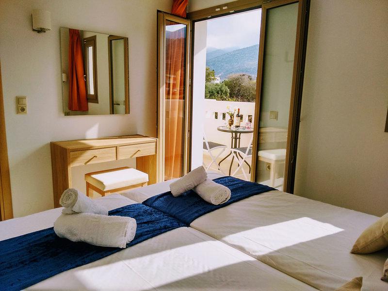 77E828CAF410239F0318DEC3A0FAE82B