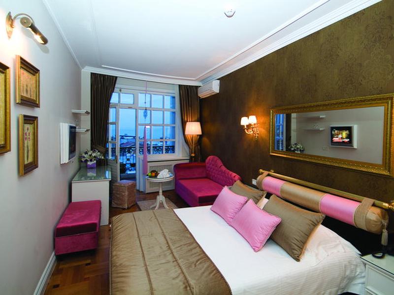 C890262E2AA1C572D3B3E046573FF5DD