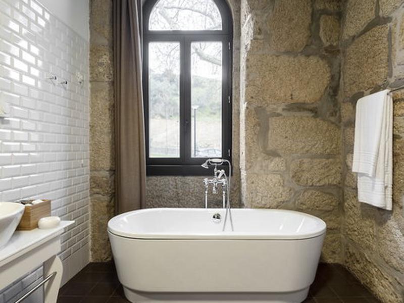 ED81ACB0C442C18C21D3E076D5BB0819