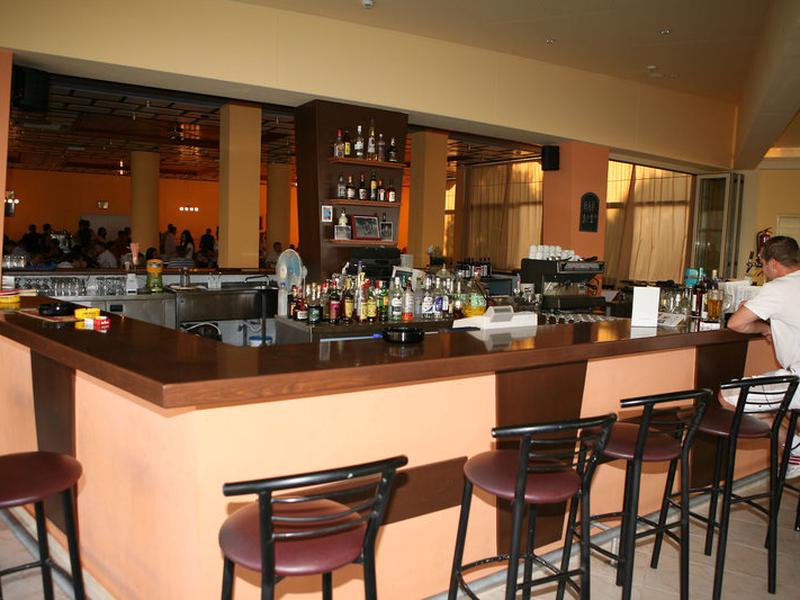 2A1630EED4A6738C551BD5115FF70DE0