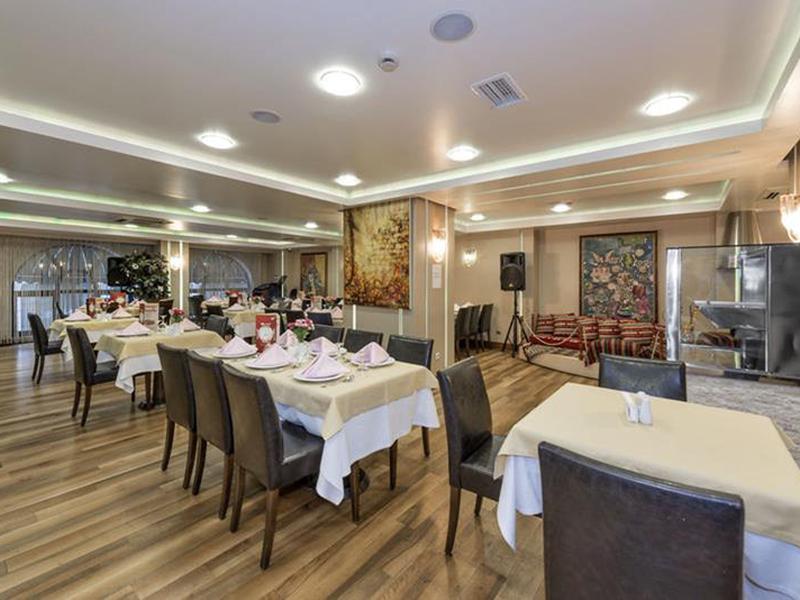 3787B006954E148E08D40E5E1E1CBAA8