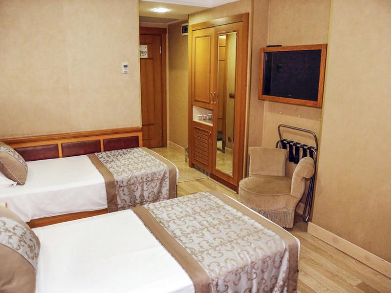 779B044B3BE413EB7142155AF797AA5A