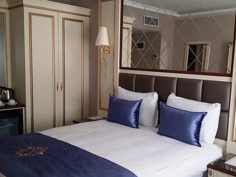 E91F1AA6B9DDC2CF707667FFE28FF8E7