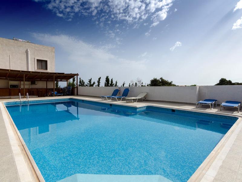 A04E27D671FD2F42D0AB587A44BB240D