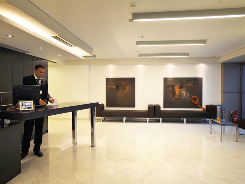 AE03FF2E6EAC76F9F142F183F81B03C5