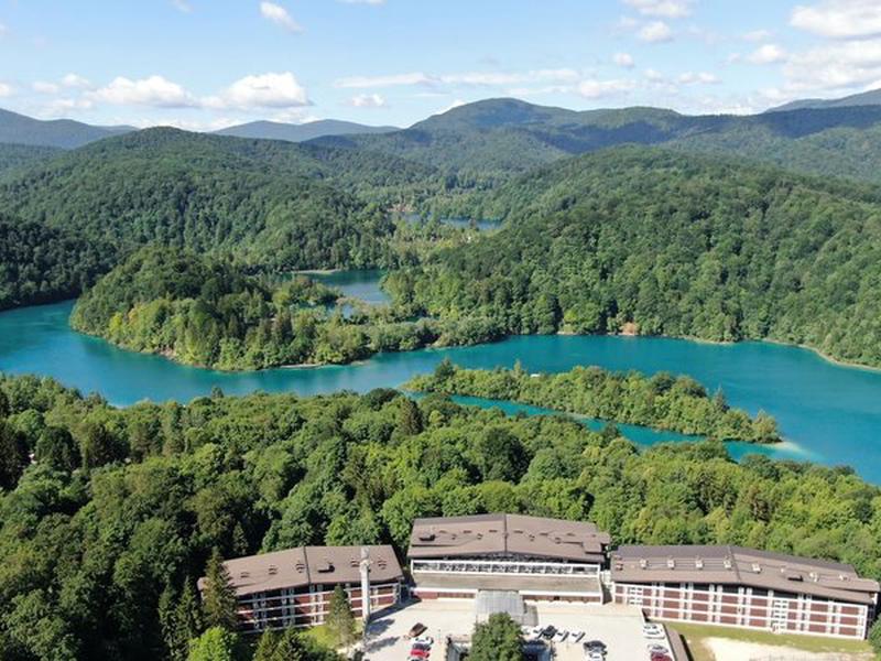 B1F578B9382BF8C4DFAA6B23D9AC7434