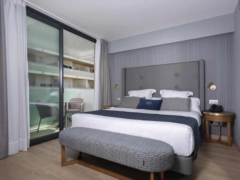 AF1EB0ACDC69F8EC1AA75EF7C54F1844