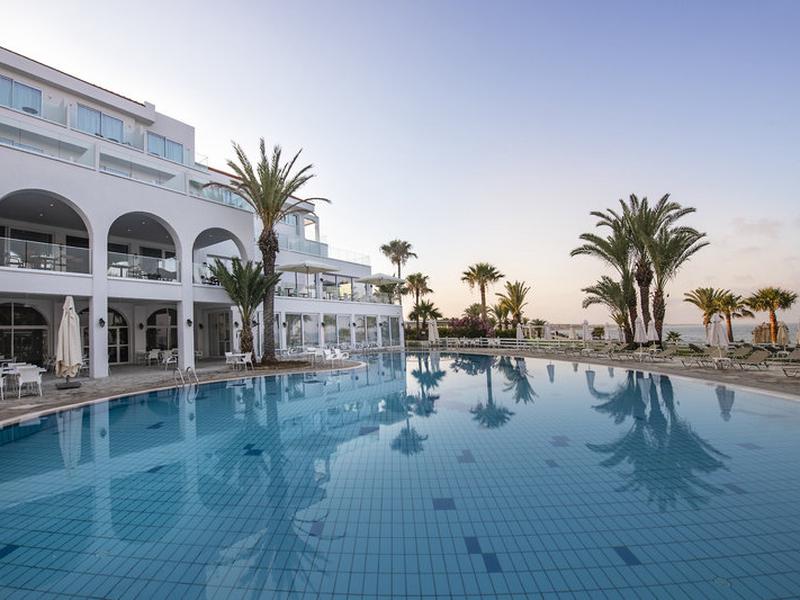 7013B024A3C3C39D5776976081D2B50E