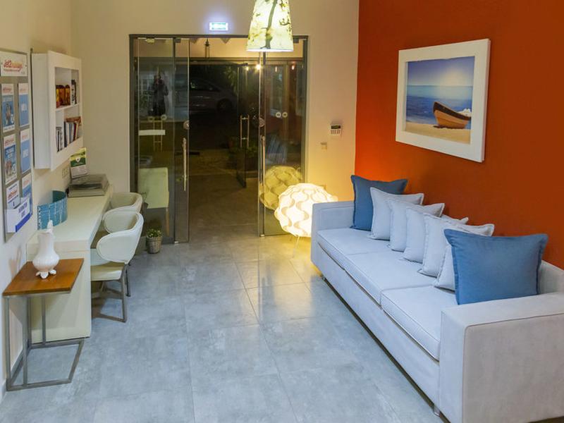 BBB91265790704478B6194F83EAD851A