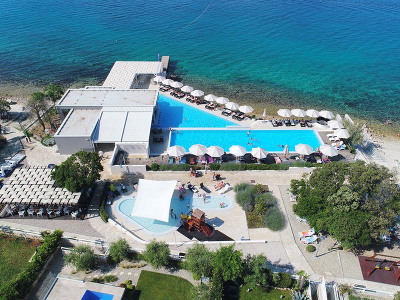 7A6659BCA57517C596825B53FCF2CE7C