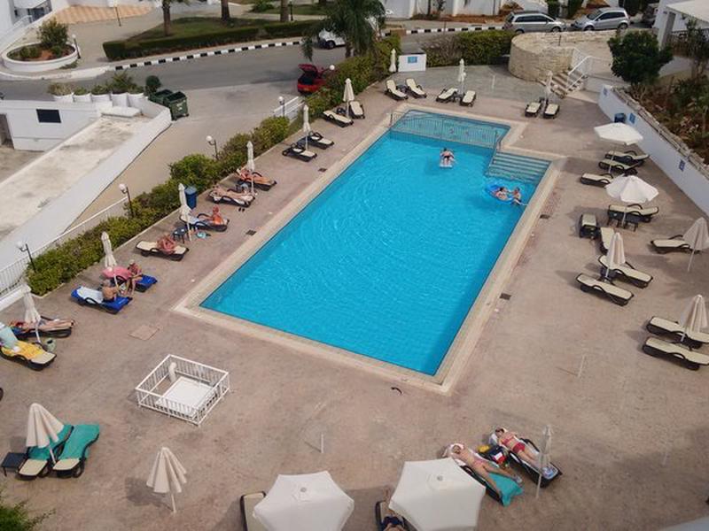 75C81400B705A81BF2300861CC58947A