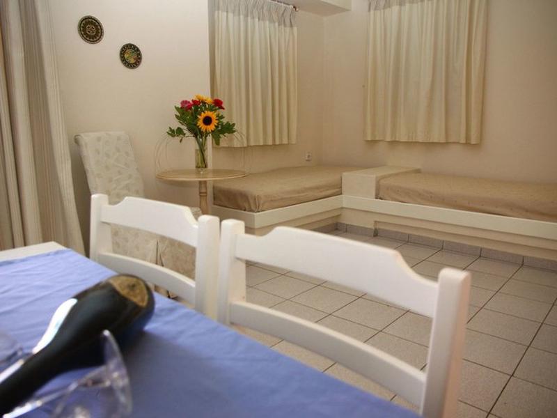 0F45EBE00F6EF5A8B9263827EF5205C6