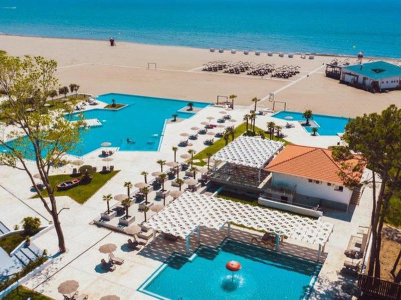 22D77180C395004AFBFE51AA8CDF9780