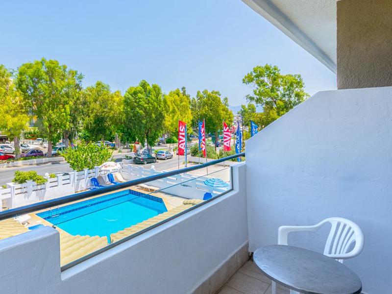 F5C571DC47A1D1DF52EDE53986C6393F