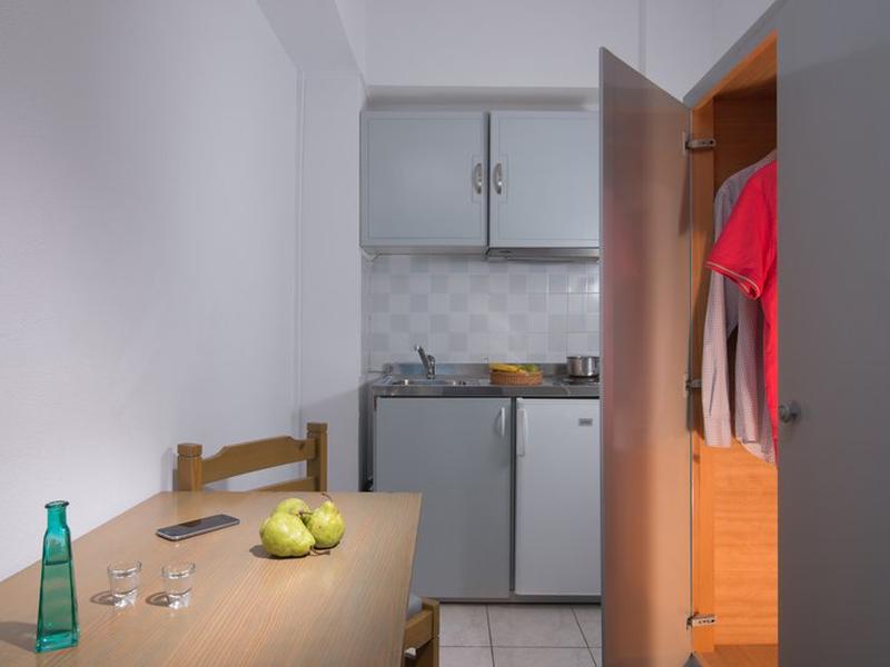 0EC14A6FCACB0D9B38C0662548F50802