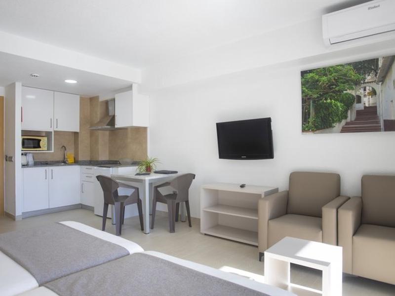 8C534555074988302A0A34D9F95C823C