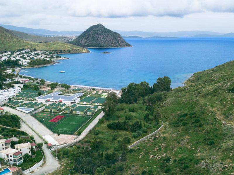 EE87C4297F0AD27690529DB268BF1EF0