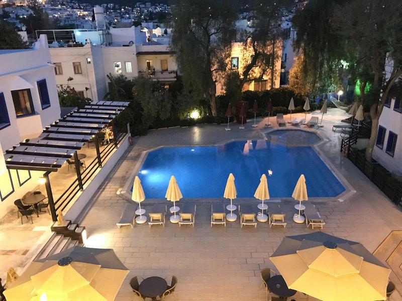 94ECA1A0F98AB14A5CC683B2AB42635A