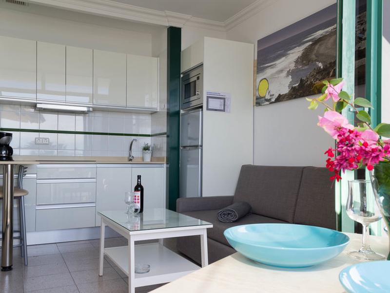 AA4BEAFBE1B40313568239C08A974168