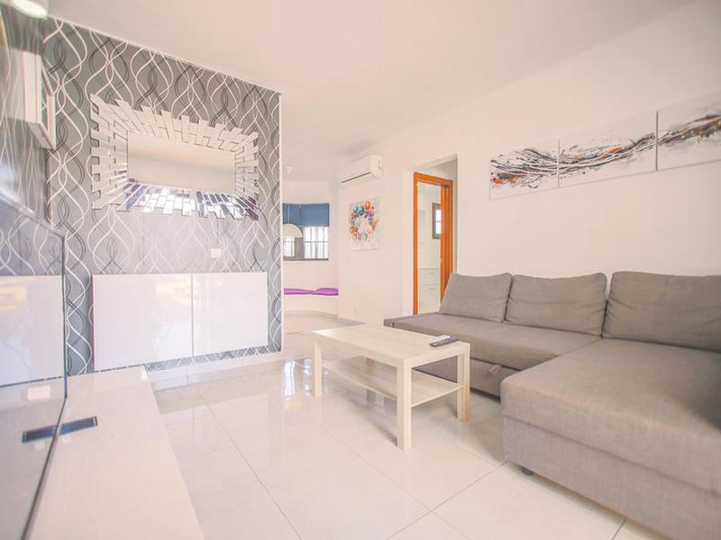 6CA2C5BC6D4B5BC2C187C2BB201A9E0D