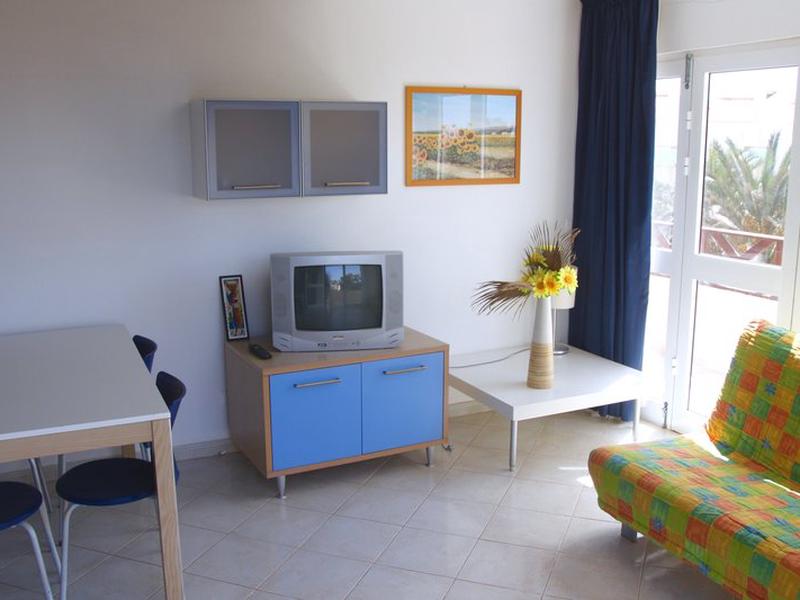 819FA00AB74A212E6D096F26B5339554