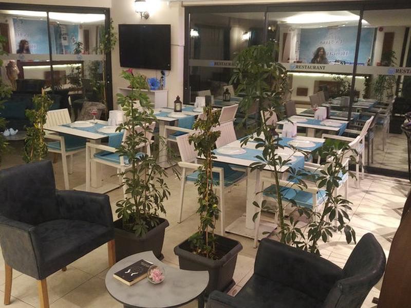 8DC2CA6A03B582D6C5A1D1CAF2BB3CDC