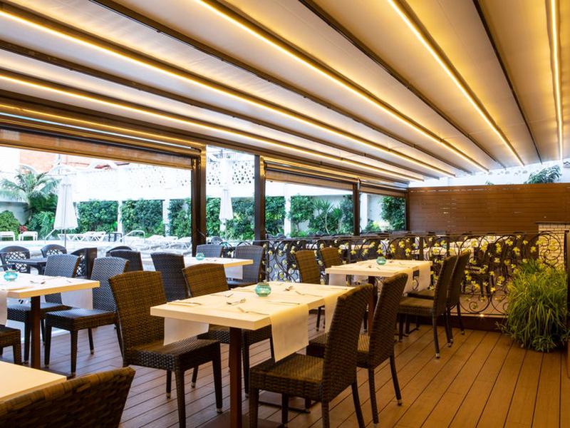 E09B0AD5858C403D9D302C98E64A2A23