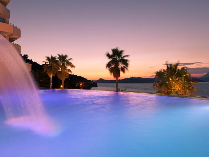 5C70DC99CF4BF2ADDF7B5C0E66C7EB06