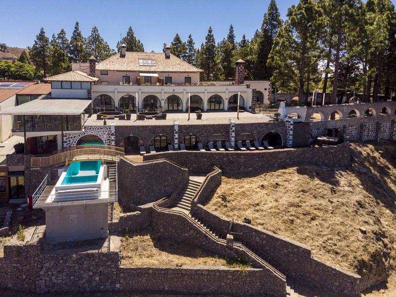 3CEE3591DBD21C686B70223E647F6098