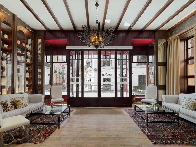 EA872370DA96E85F4B5C4924CD57EA62