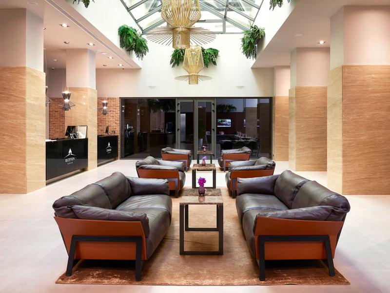 24B38CEAEE16B886D22F4DB0BDEBC014