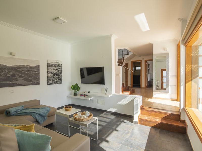 3BE556BDA503ADA6FB0C8D969EE0ABC4